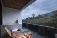 Tengchong Hot Spring Designer Hotel