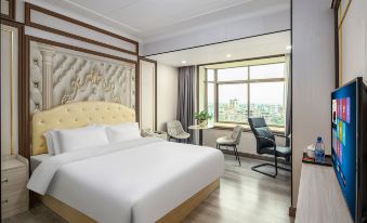 Luoding Chunhui Hotel - Housity