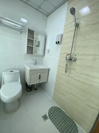 Zhangjiajie Yuhua Xiaoshe Homestay (Railway Station Tianmenshan Cableway Station)