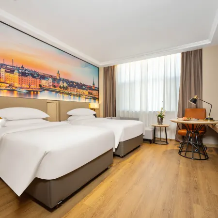 Vienna International Hotel (Luzhou Lumen Avenue)