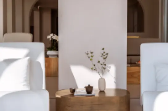 Dali Huali Designer Seaview Homestay(Caicun Wharf Erhai Store)