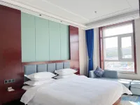Cooperation lingcheng Junhai International Hotel Hotels near Hezuo Station (Sangqu East Road)