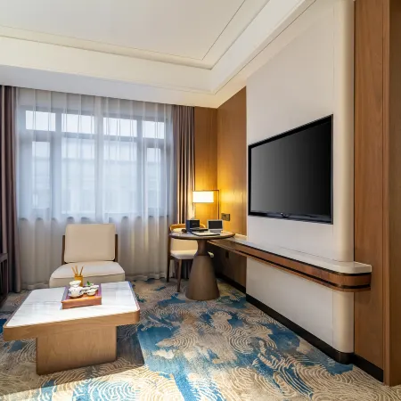Suzhou Central Hotel Отели рядом с достопримечательностью «Панменские ворота»
