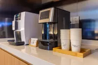 Xining Limeng Pedestrian Street People's Park Rezen Ruixuan Hotel