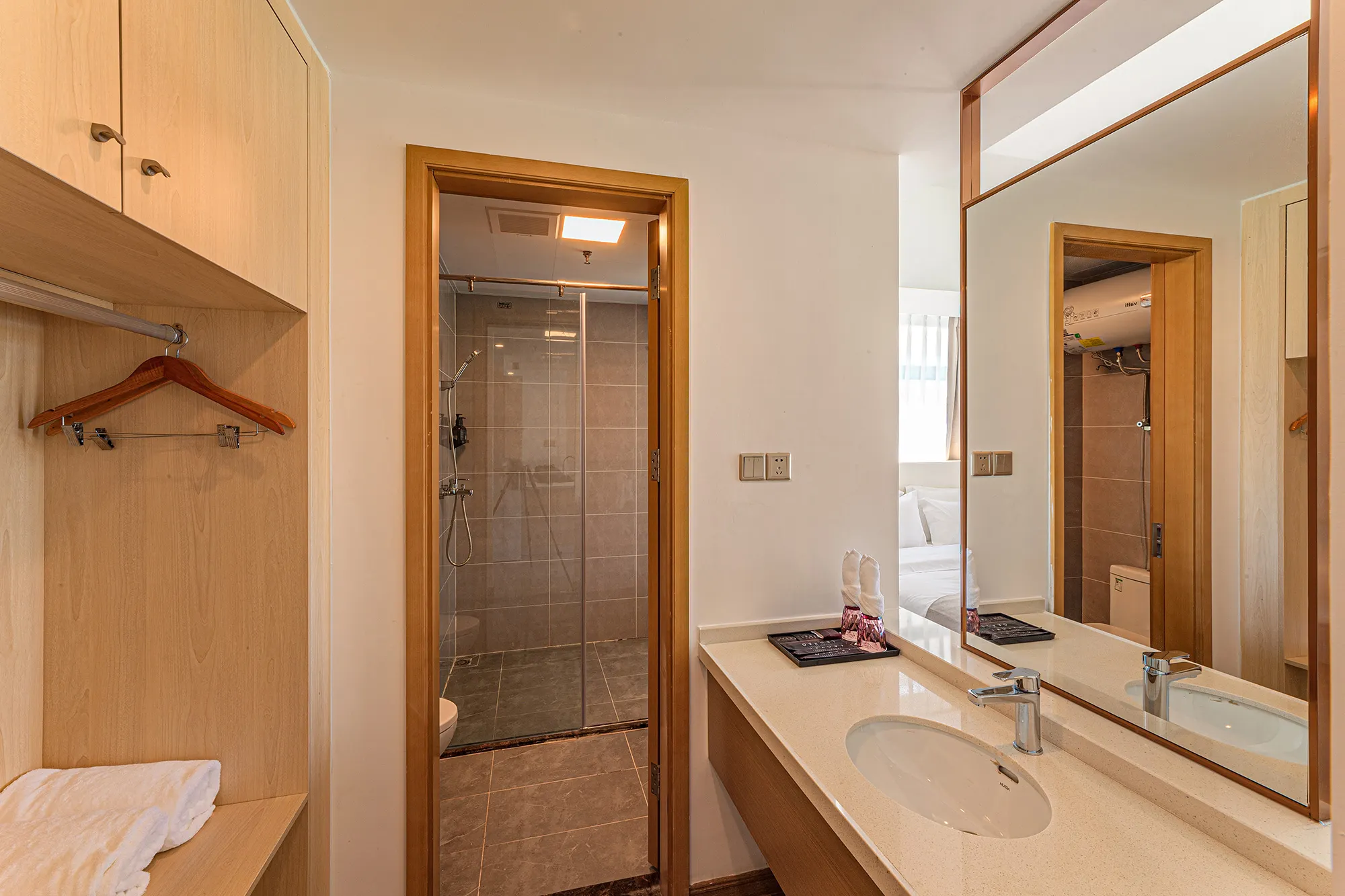 BOOS HOTEL Номера Photos