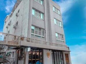 Light Hostel Chiayi