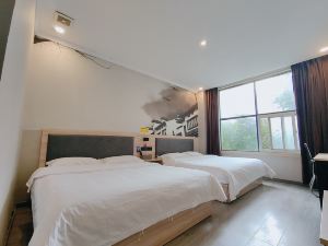 Daxiong Boutique Hotel