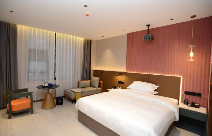 Carlton Movie Hotel