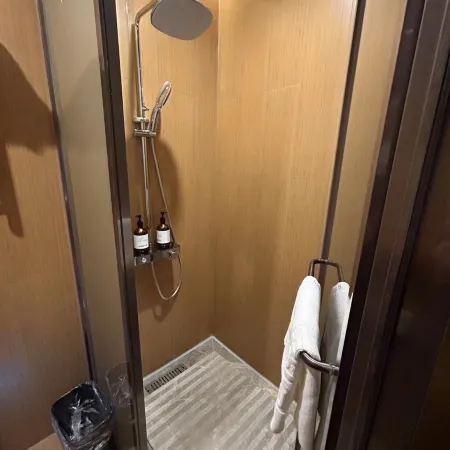 Tuke Chain Hotel