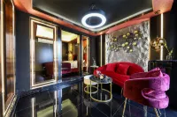 Nuanyu Apartment with river view& drown show view