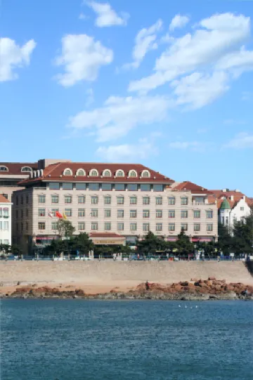 Oceanwide Elite Hotel Hotels near Little Qingdao