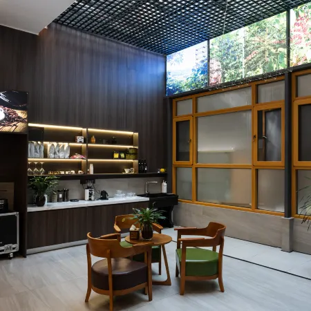 Pu'er Tea Town Inn