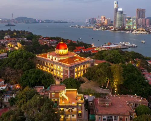 YIJU Hotel at Gulangyu Islet Hotels near Riguang Mountain