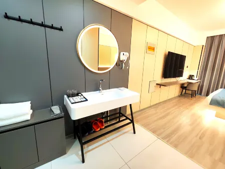 aini Отели рядом с достопримечательностью «Shenyang Institute of Engineering»