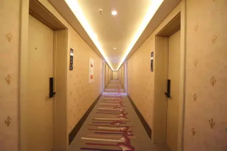Harbin Gangcheng Hotel (Engineering University Subway Station)