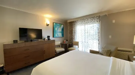 Creekside Inn Отели рядом с достопримечательностью «The Museum of American Heritage»