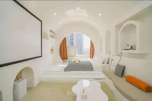 Yunye Lanshu Homestay (Liaocheng Development Zone Zhenhua Shopping Center)