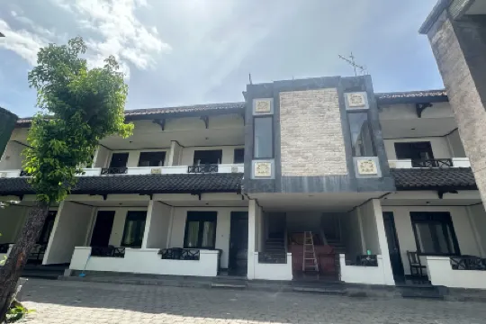 Hotel Warta Sari Отели рядом с достопримечательностью «Mahendradatta University Bali»
