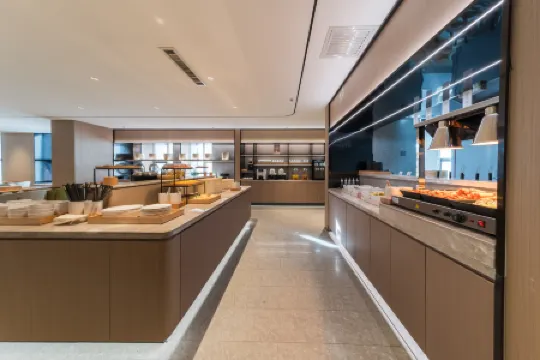 JI Hotel (Karamay Bairui Plaza) Отели в г. Карамай