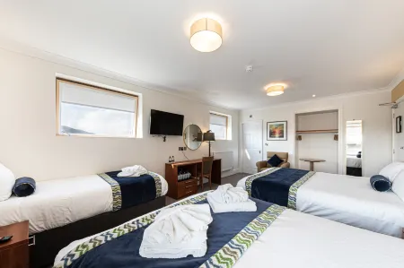 Cbh the Beaches Hotel and Spa