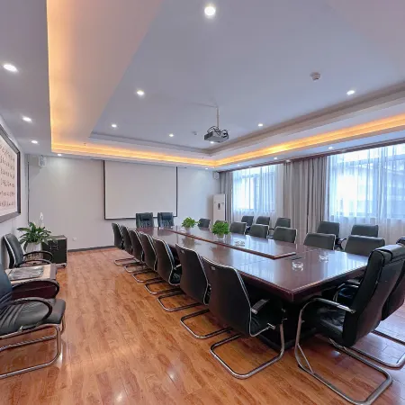 Huayuan Hotel