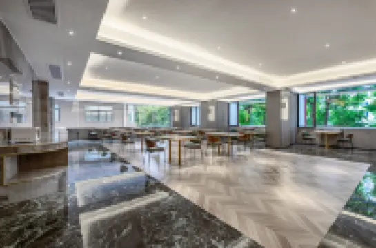 ฮาวส์ซิงเหอฮันนี่