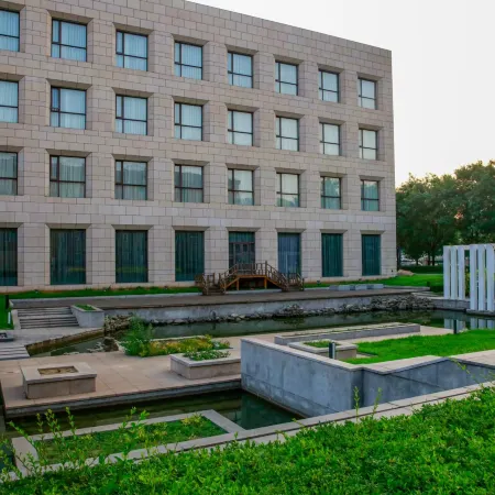 Lingyuan Linggang Hotel