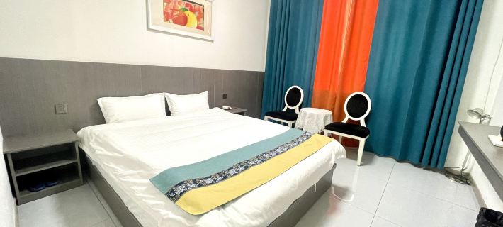 Hanoi Homestay Hotele w: Xin'an