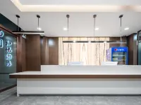 Moyuan Heyue Hotel (Luohe Convention and Exhibition Center) Hotels in Luohe