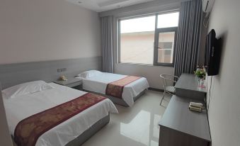 Luoshan Fuying Business Hotel