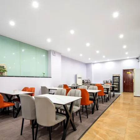 Hehe Residence Hotel (Dengzhou Railway Station)