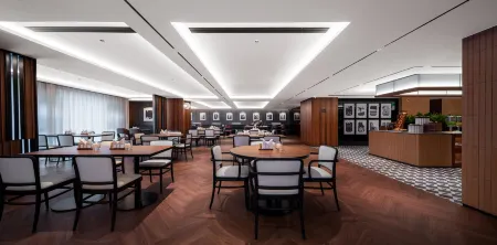 IntercityHotel Yantai Coast Отели рядом с достопримечательностью «Yantai Natural Museum»