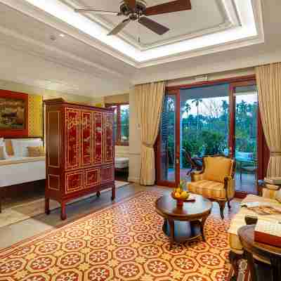 Ancient Hue Garden Houses Rooms
