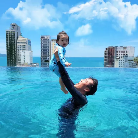 Golden Lotus Grand Da Nang - Panoramic Rooftop Bar & Daily Afternoon Tea