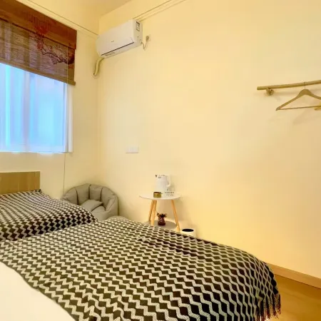 Luoyi Wenli Homestay (Luoyi Ancient City Branch)