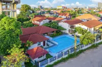 Thanathep Hotel Các khách sạn gần Vườn Tượng Phật Xiêng Khuôn