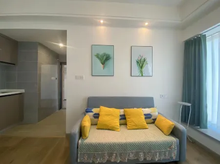 Yunlaike Hotel (Xingfu Green Belt Wanshou South Road Subway Station) Отели рядом с достопримечательностью «Xi'an Siyuan University»