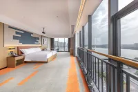 Elong Langyue Hotel (Yueyang Free Trade Zone Chenglingji) Hotels in Yunxi District
