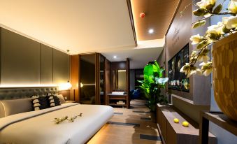 Taihe Yunlu Courtyard Hotel