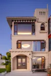 Linghai. Muchen Seavilla Hotels in Джанджоу