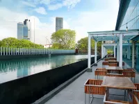 Holiday Inn Express JAKARTA INTERNATIONAL EXPO by IHG - Pools