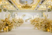 Grand Mercure Urumqi Hualing Accor (CCMALL Times Square in Hongshan Park)