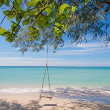 Seafar Resort Отели рядом с достопримечательностью «Huang Nam Keaw Waterfall»