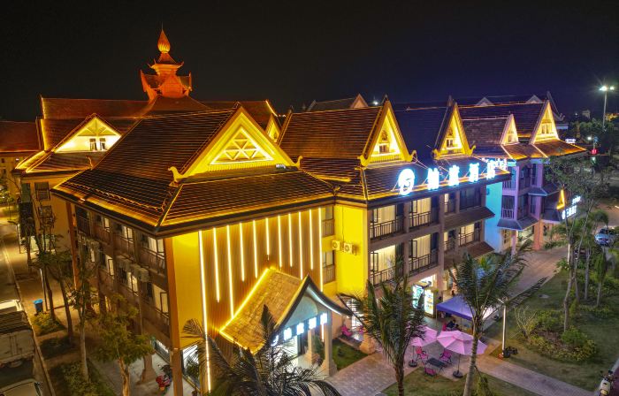 Platinum Hotel