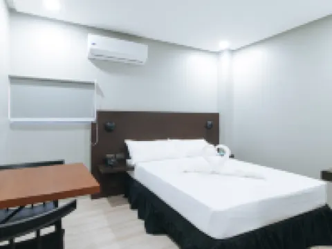 صني داي ريزيدنسيز أنتيبولو فنادق في ريزال