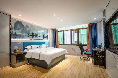 Baiyun Business Hotel (Jianye Railway Station) Hotels near The Open University of Fujian Jian'ou Workstation