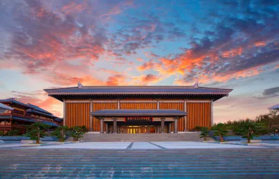 Hyatt Place Linyi People Square Отели рядом с достопримечательностью «Tangtou Passenger Transport Terminal»