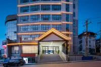 Dongfang International Hotel Các khách sạn gần Dongdu Building Pedestrian Street