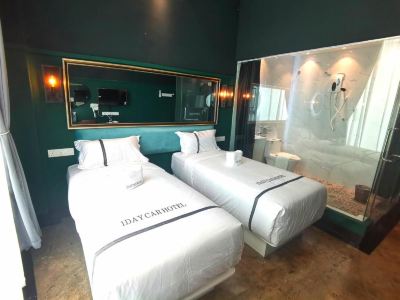1 Day Car Hotel - BG Perdana