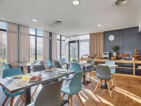 Appart'hôtel Odalys City - Bioparc Lyon Est Hotels near 8th arr.